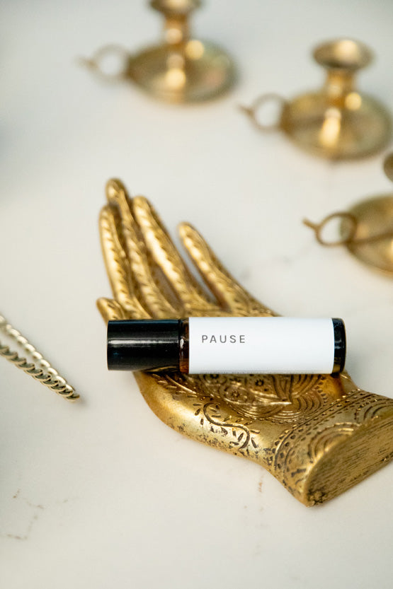 Pause (30 ml essential oil roll on)